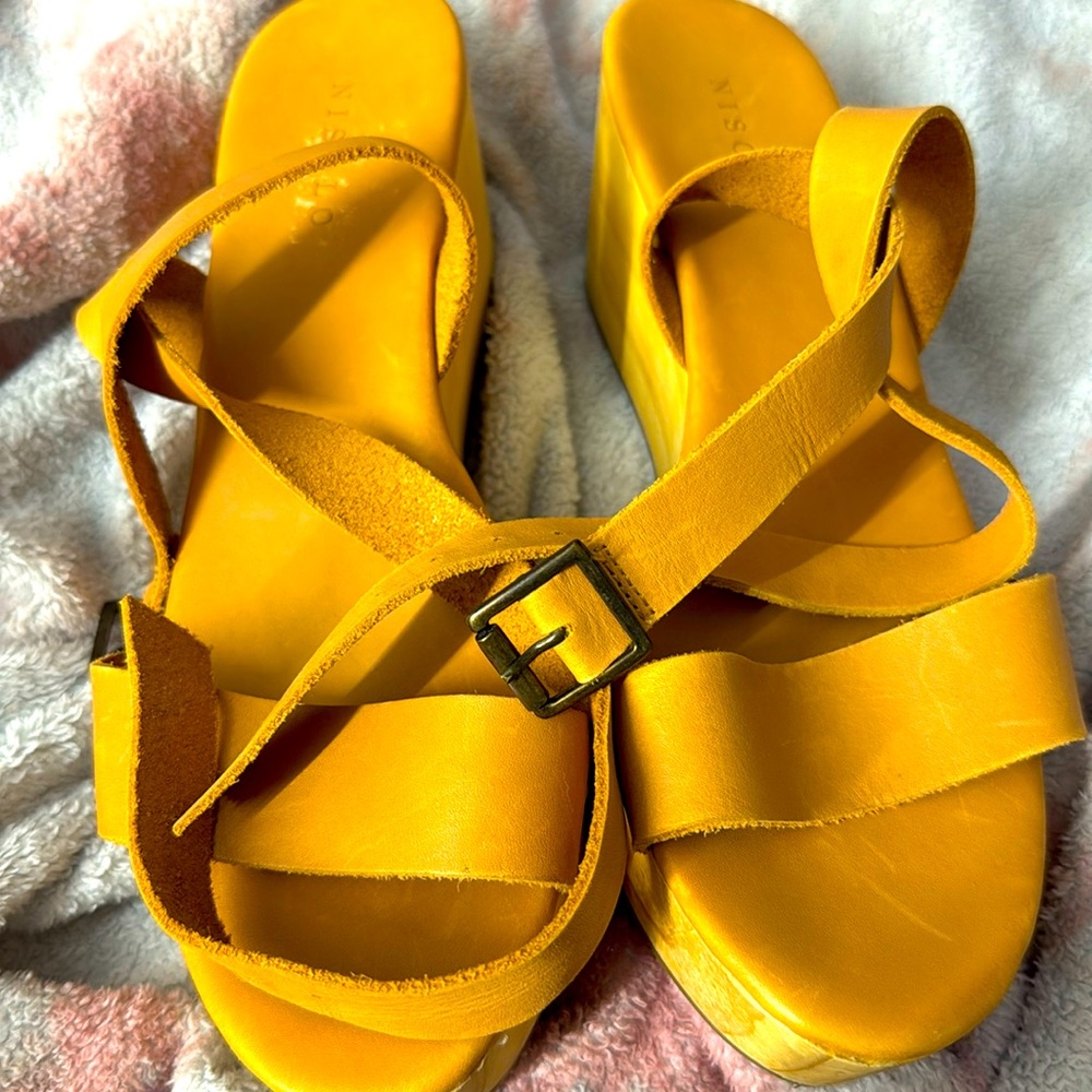 Nisolo Sarita Wooden Wedge Sandal Size 9